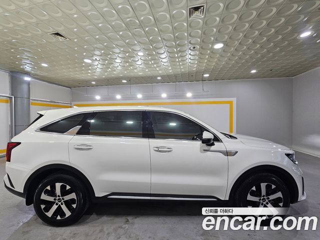Kia Sorento (IV) Gasoline 2.5T 2WD Trendy 2023 — фото 8