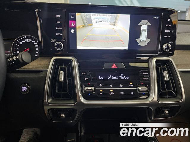 Kia Sorento (IV) Gasoline 2.5T 2WD Trendy 2023 — фото 16