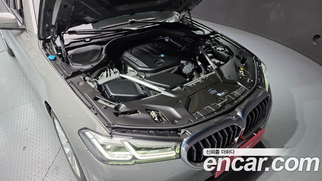 BMW 5 Series (G30) 523d Luxury 2021 — фото 6