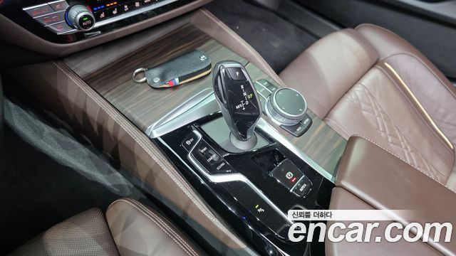 BMW 5 Series (G30) 523d Luxury 2021 — фото 9