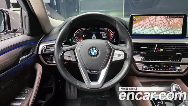 BMW 5 Series (G30) 523d Luxury 2021 — фото 13