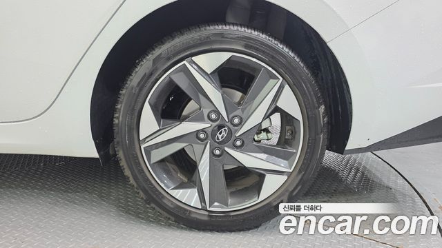 Hyundai Avante (CN7) 1.6 Inspiration 2023 — фото 21