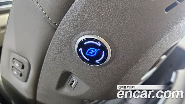Kia Carnival (IV) Gasoline 4-Seater Hi-Limousine Signature 2022 — фото 17