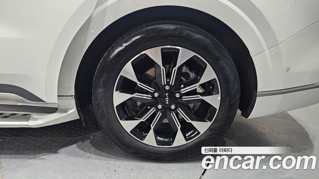 Kia Carnival (IV) Gasoline 4-Seater Hi-Limousine Signature 2022 — фото 21