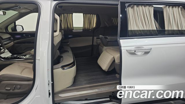 Kia Carnival (IV) Gasoline 4-Seater Hi-Limousine Signature 2022 — фото 26