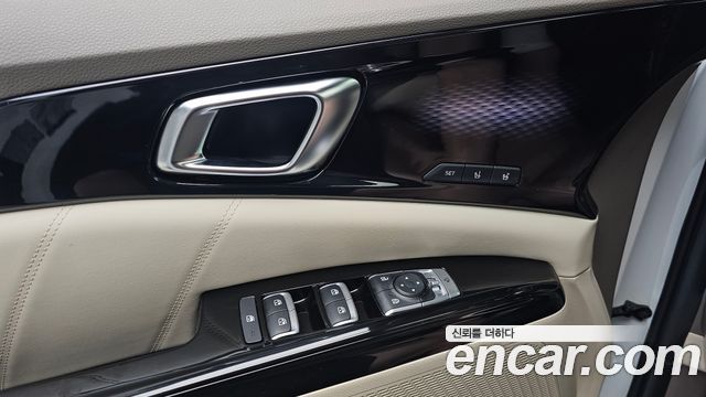 Kia Carnival (IV) Gasoline 4-Seater Hi-Limousine Signature 2022 — фото 31