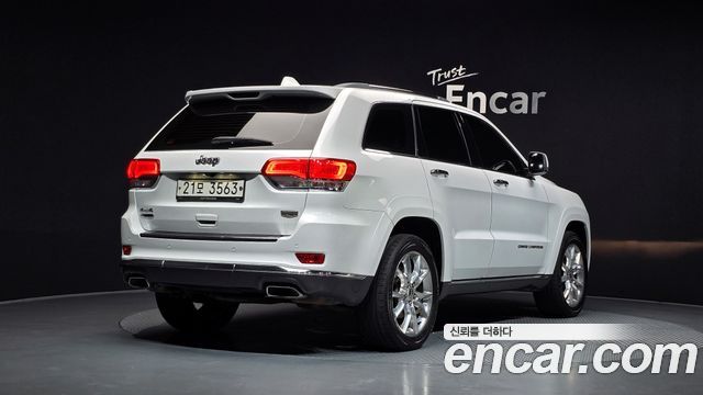 Jeep Grand Cherokee 3.0 Diesel Overland Summit WK2 2015 — фото 2