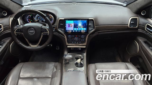 Jeep Grand Cherokee 3.0 Diesel Overland Summit WK2 2015 — фото 7