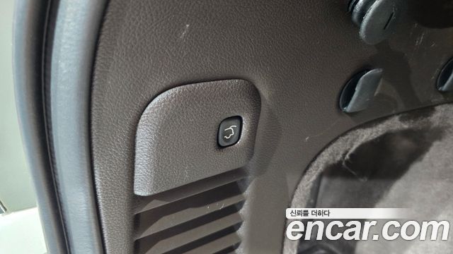 Jeep Grand Cherokee 3.0 Diesel Overland Summit WK2 2015 — фото 18