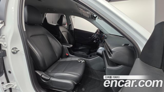 Hyundai Kona (SX2) Gasoline 2.0 2WD Premium 2024 — фото 10