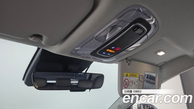 Hyundai Kona (SX2) Gasoline 2.0 2WD Premium 2024 — фото 17
