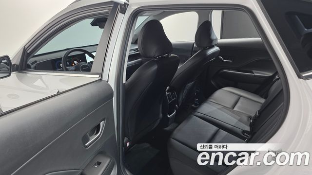 Hyundai Kona (SX2) Gasoline 2.0 2WD Premium 2024 — фото 18