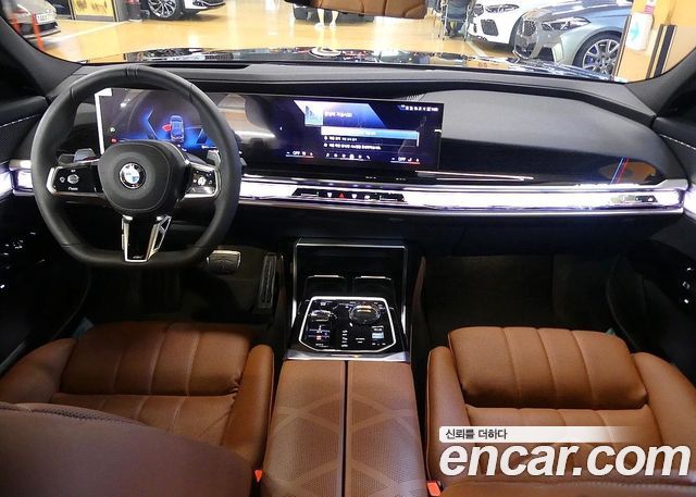 BMW 7 Series (G70) 740i xDrive M Sport 2025 — фото 7