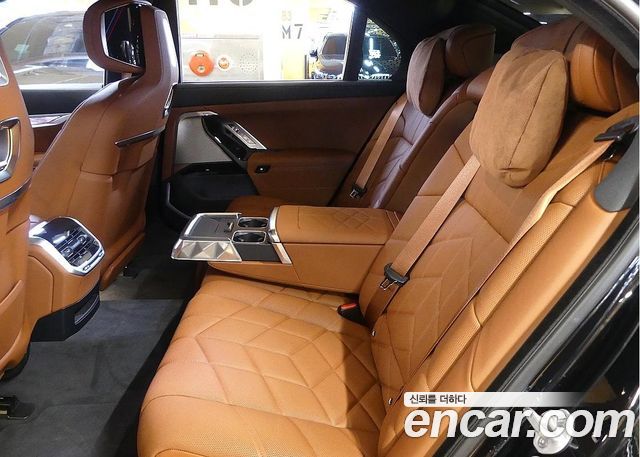 BMW 7 Series (G70) 740i xDrive M Sport 2025 — фото 21