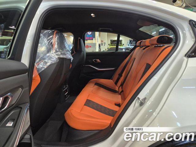 BMW M3 (G80) M3 Sedan Competition M xDrive 2025 — фото 17