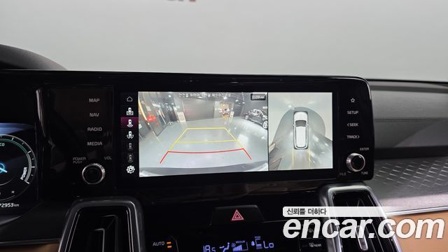 Kia Sorento (IV) HEV 1.6 4WD Noblesse 2023 — фото 17