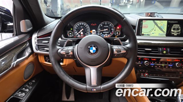 BMW X6 (F16) M50d 2016 — фото 17
