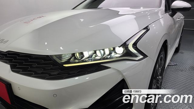 Kia K5 (III) 2.0 Noblesse 2022 — фото 22