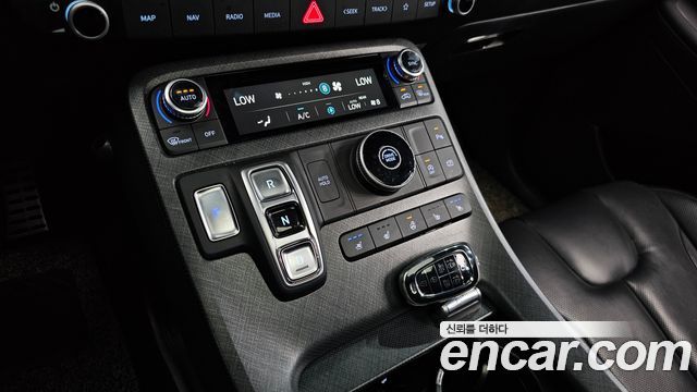 Hyundai Palisade Diesel 2.2 2WD Prestige 2024 — фото 9