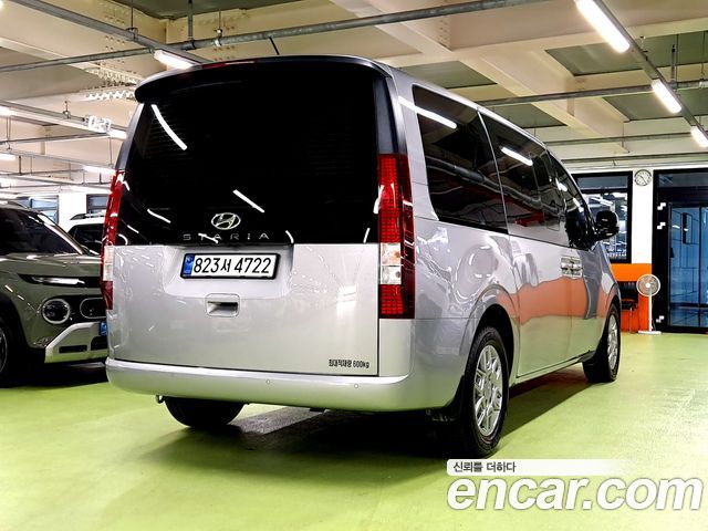 Hyundai Staria Cargo 5-Seater Modern 2022 — фото 2