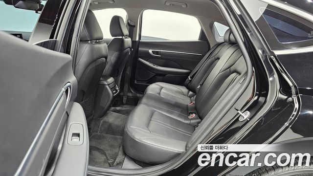 Hyundai Sonata The Edge (DN8) 1.6 Turbo Exclusive 2024 — фото 11