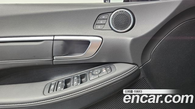 Hyundai Sonata The Edge (DN8) 1.6 Turbo Exclusive 2024 — фото 20