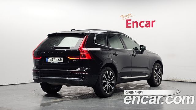 Volvo XC60 (II) B6 Ultimate Bright 2023 — фото 2
