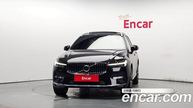 Volvo XC60 (II) B6 Ultimate Bright 2023 — фото 3