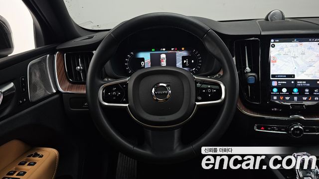 Volvo XC60 (II) B6 Ultimate Bright 2023 — фото 13