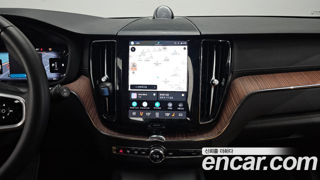 Volvo XC60 (II) B6 Ultimate Bright 2023 — фото 14