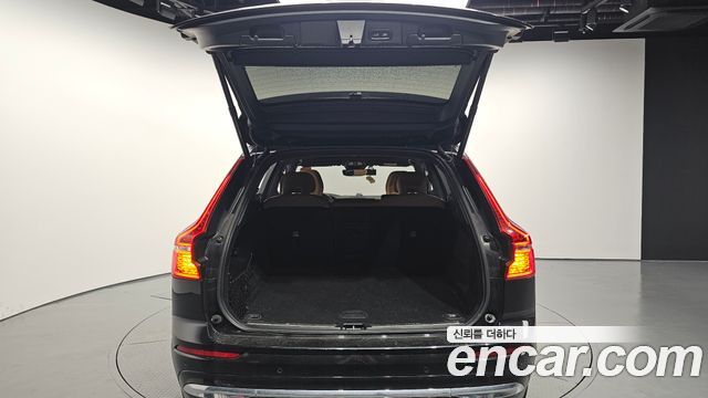 Volvo XC60 (II) B6 Ultimate Bright 2023 — фото 31