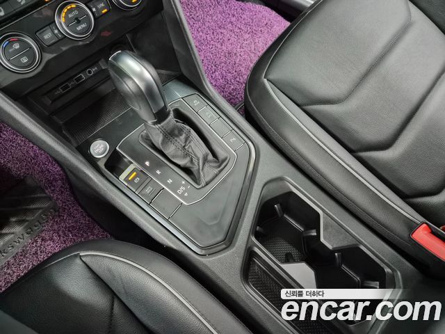 Volkswagen Tiguan (II) 2.0 TDI Premium 2020 — фото 9