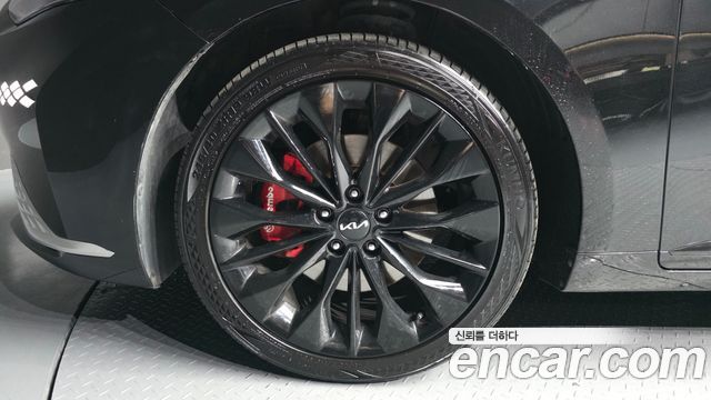 Kia K8 2.5 Gasoline 2WD Noblesse 2022 — фото 5