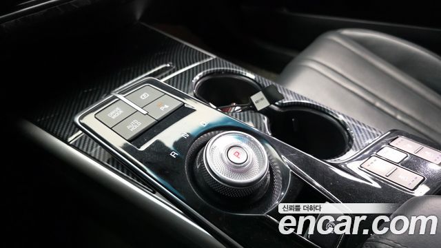 Kia K8 2.5 Gasoline 2WD Noblesse 2022 — фото 9