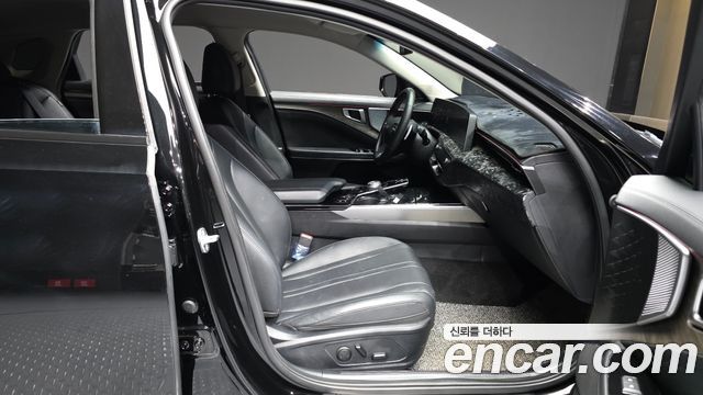 Kia K8 2.5 Gasoline 2WD Noblesse 2022 — фото 11