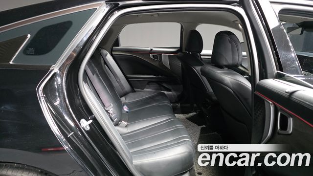 Kia K8 2.5 Gasoline 2WD Noblesse 2022 — фото 12