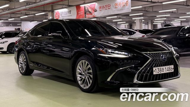 Lexus ES300h (VII) Executive 2022 — фото 3