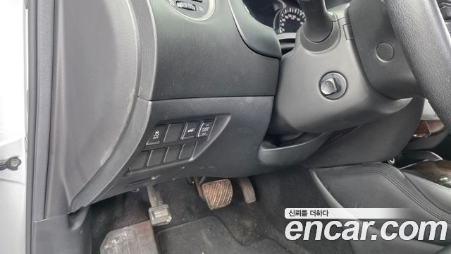 Infiniti JX35 3.5 4WD First Generation 2013 — фото 17