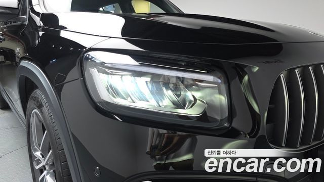 Mercedes-Benz GLB-Class (X247) AMG GLB35 4MATIC 2025 — фото 22