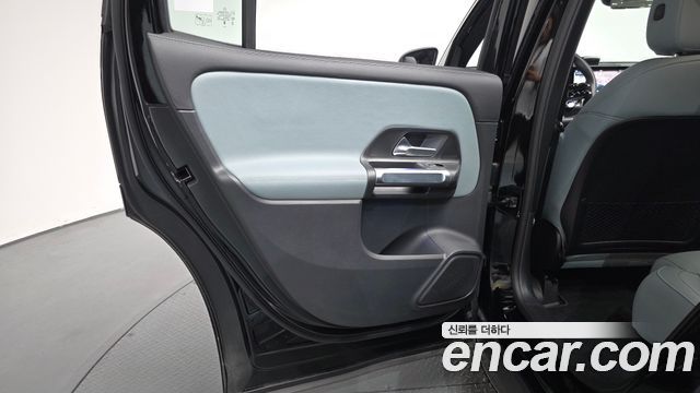 Mercedes-Benz GLB-Class (X247) AMG GLB35 4MATIC 2025 — фото 25