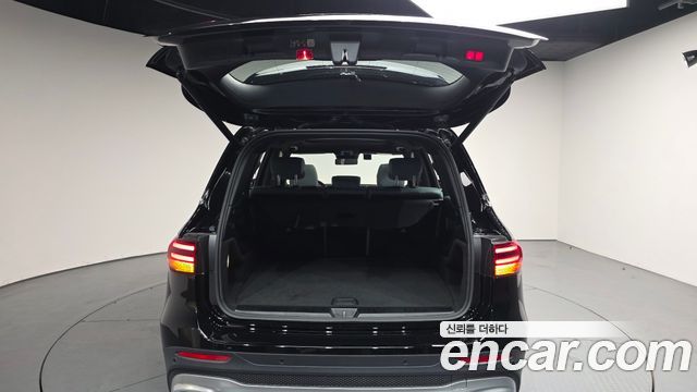 Mercedes-Benz GLB-Class (X247) AMG GLB35 4MATIC 2025 — фото 27