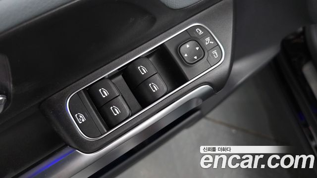 Mercedes-Benz GLB-Class (X247) AMG GLB35 4MATIC 2025 — фото 29