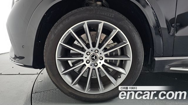 Mercedes-Benz GLE-Class (W167) GLE450 4MATIC 2025 — фото 5