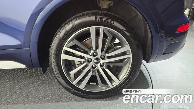 Audi Q5 (FY) 45 TFSI Quattro Premium 2022 — фото 21