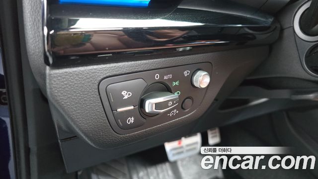 Audi Q5 (FY) 45 TFSI Quattro Premium 2022 — фото 27