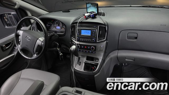 Hyundai Grand Starex Van 3-Seater Smart 2021 — фото 7