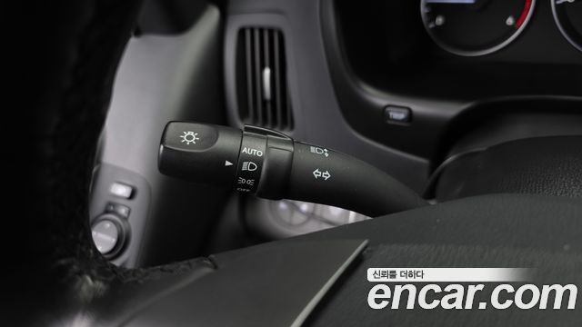 Hyundai Grand Starex Van 3-Seater Smart 2021 — фото 30