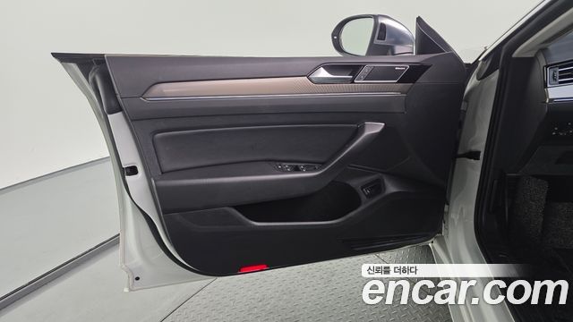 Volkswagen Arteon 2.0 TDI Prestige 2019 — фото 24