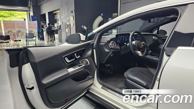 Mercedes-Benz EQE (V295) EQE350+ 2023 — фото 10