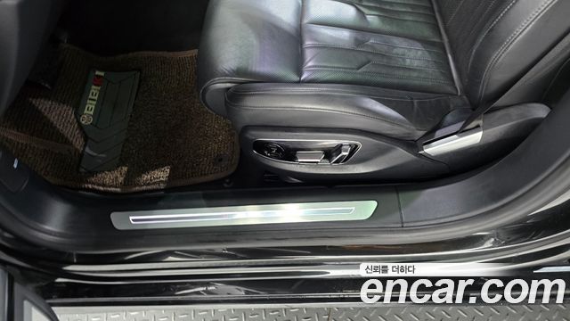 Audi A8 (D5) 50 TDI Quattro LWB 2021 — фото 16
